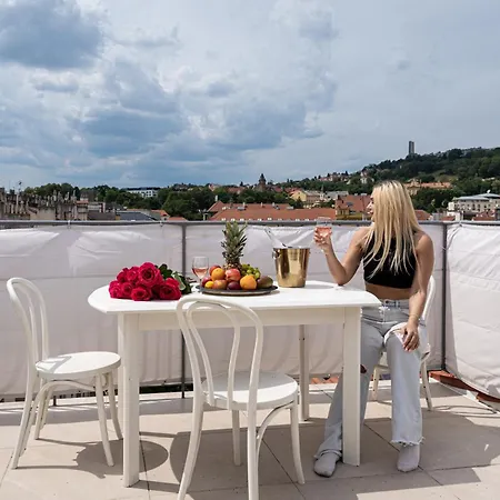 Panorama Sky Penthouse