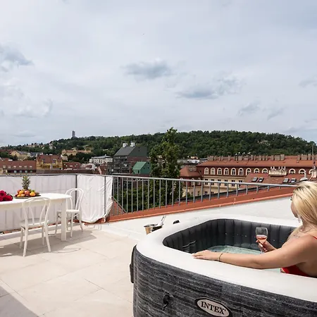 Panorama Sky Penthouse Appartamento Praga