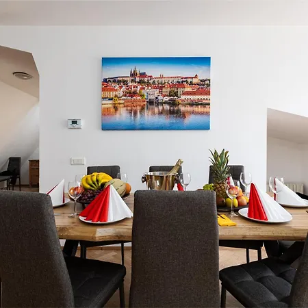 Panorama Sky Penthouse *